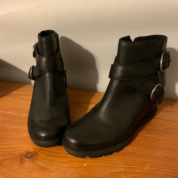 Sorel Booties - Picture 2 of 5